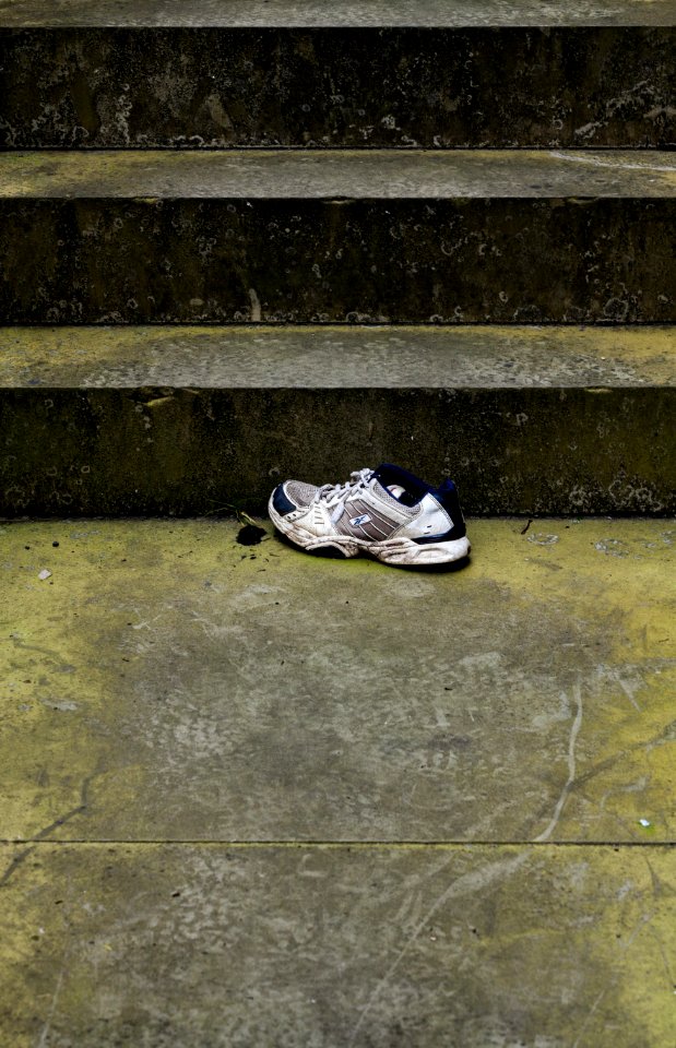 Reebok shoe, Edinburgh, Scotland, GB, IMG 3712 edit