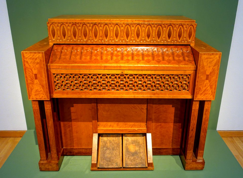 Reed organ, Albin Muller designer, Karl Arnold maker, 1908, hardwoods and inlays - Museum Künstlerkolonie Darmstadt - Mathildenhöhe - Darmstadt, Germany - DSC05993