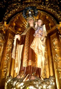 Puente la Reina - Iglesia de Santiago 09