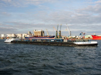 Puccini (ship, 2013),ENI 02334939, Port of Antwerp pic2