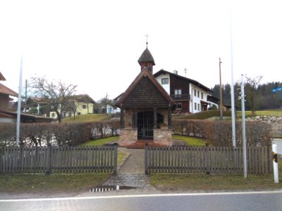 Prutdorf WW1 Memorial outside far