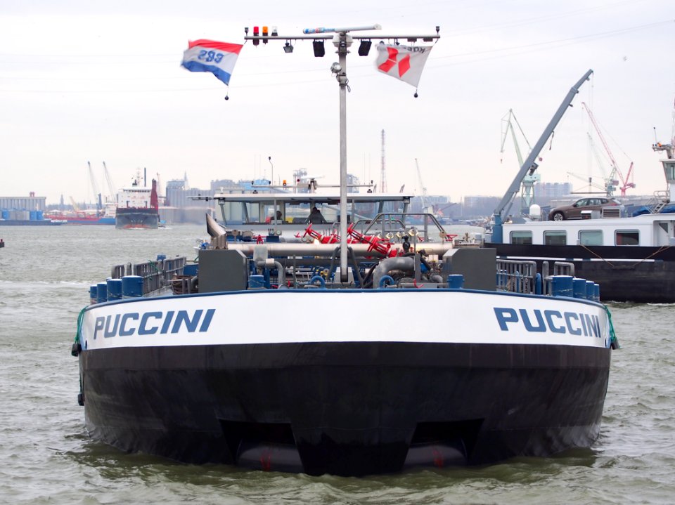 Puccini (ship, 2013) ENI 02334939, Port of Antwerp pic1