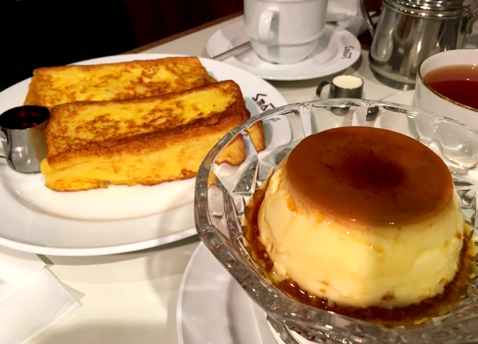 Pudding and French toast