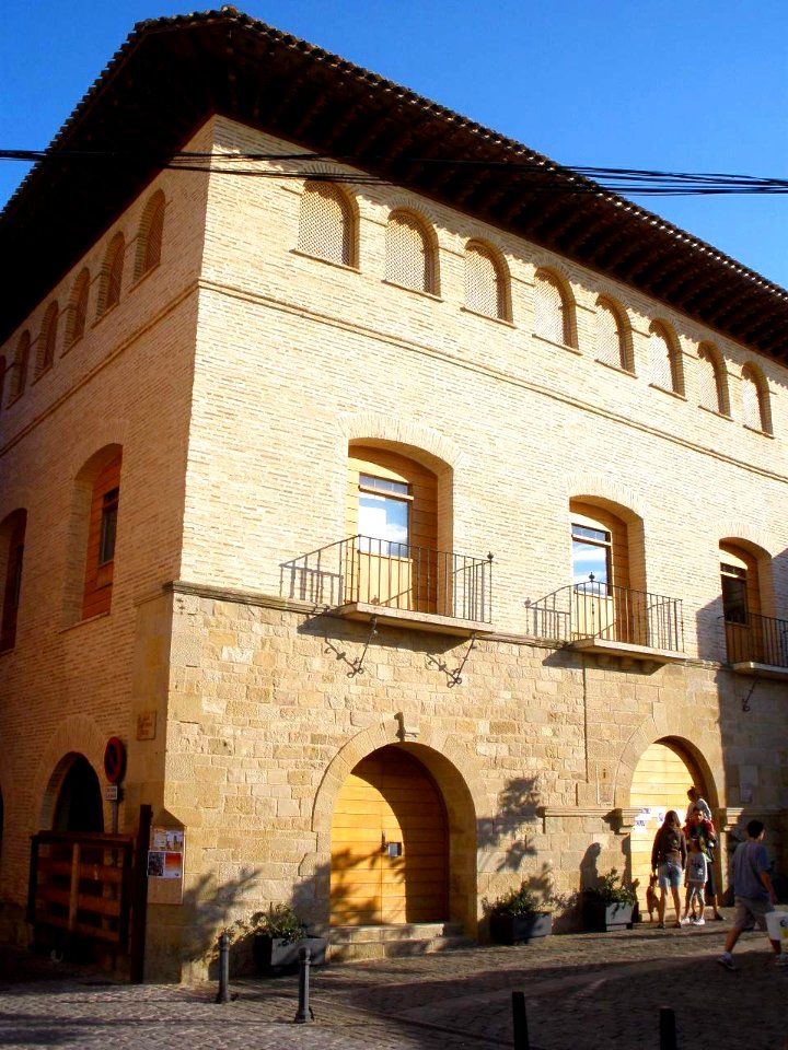 Puenta la Reina - Casa del Vinculo