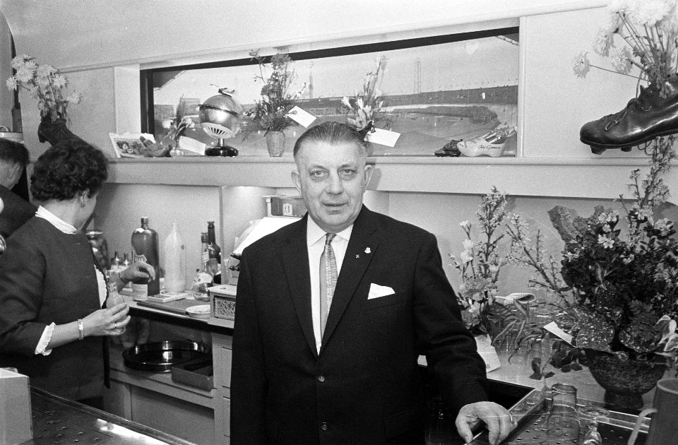 Puck van Heel 60 jaar, Puck van Heel, Bestanddeelnr 915-9702