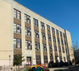 PS 166 Gradstein 33-09 35 Av LIC jeh