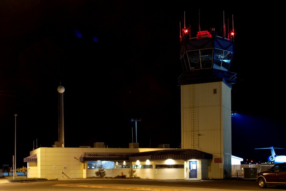 PSC Tri-Cities Airport tower at night 2015-10-20