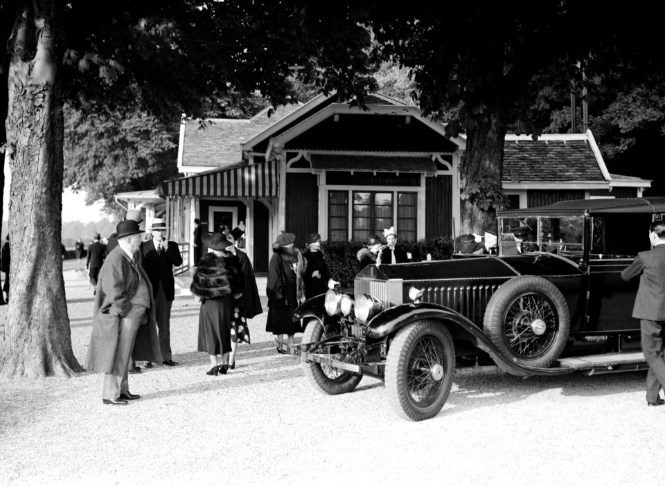 Publiek bij een Rolls Royce, Bestanddeelnr 255-8690