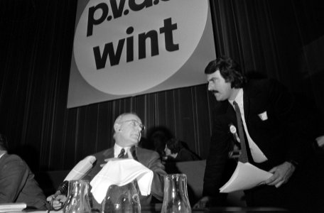 PvdA-congres in RAI, Amsterdam, Bestanddeelnr 924-2380