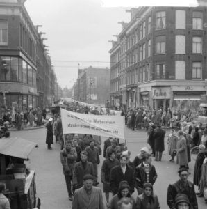 PvdA-demonstratie in Den Haag tegen het beleid ten aanzien van Nieuw-Guinea, Bestanddeelnr 913-7723