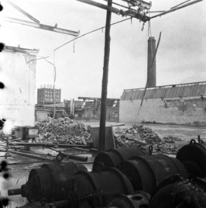 Puin op een fabrieksterrein, Bestanddeelnr 901-4044
