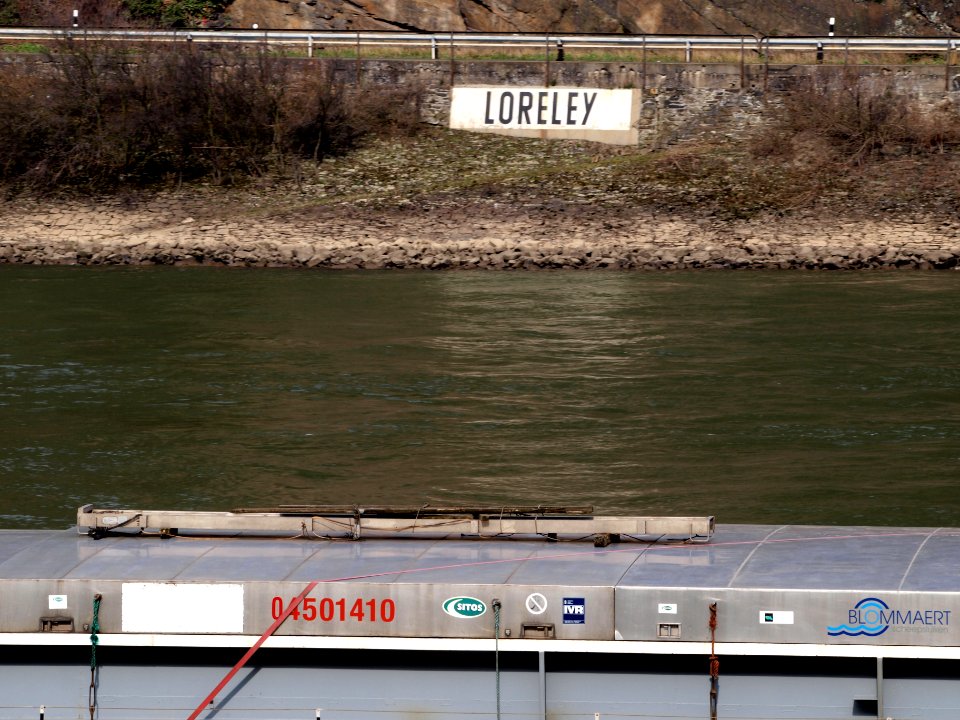 Pugna Vitae, ENI 04501410 at the Rhine river pic4
