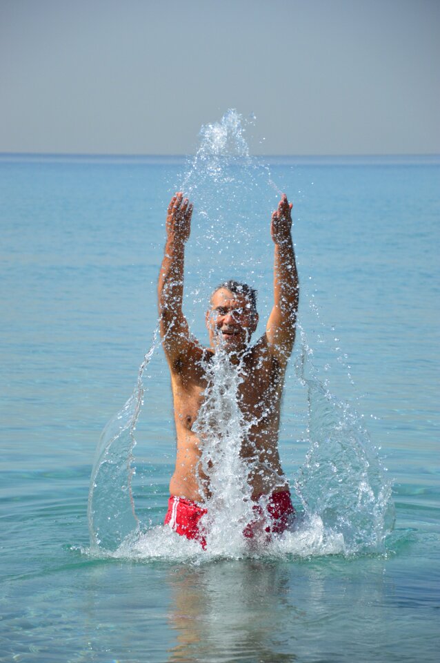 Water inject water splashes