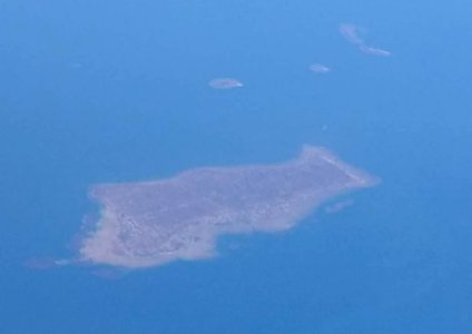 Pulau Gili Raja 2 photo