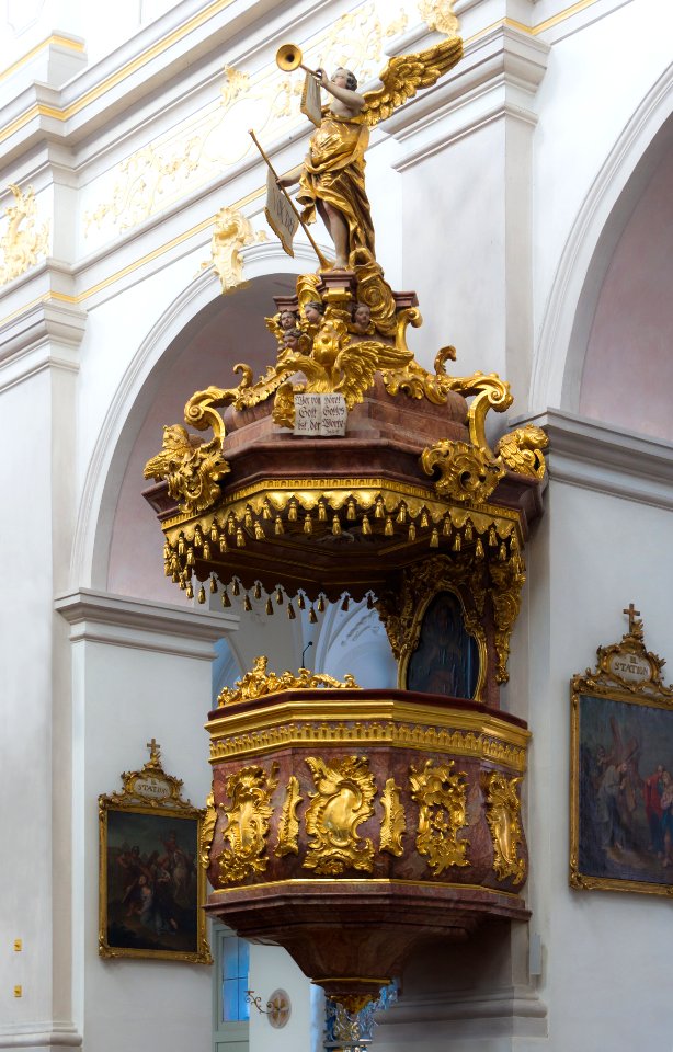 Pulpit Peterskirche Munich