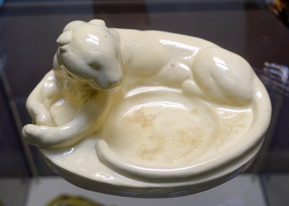 Puma by August Gaul, Berliner Kunst-Keramik, Berlin-Neukolln, c. 1922 - Keramik-Museum Berlin - DSC04175