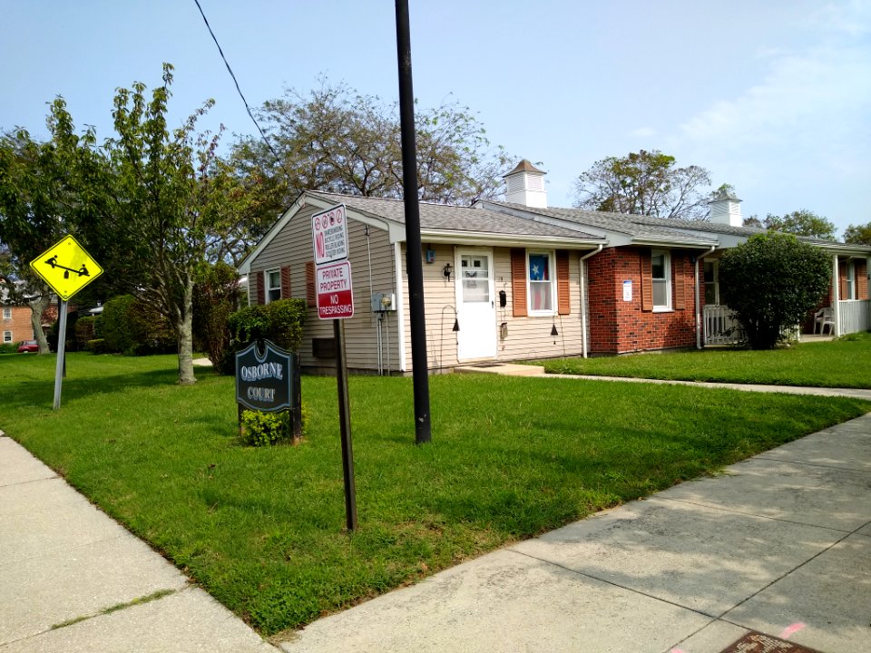 Public housing CMNJ0