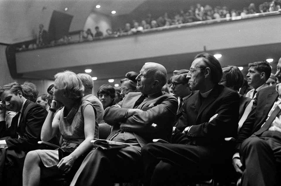 PvdA-congres in Krasnapolski te Amsterdam, opdracht, Bestanddeelnr 919-1629