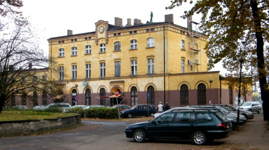 Pszczyna train station in 2009 photo