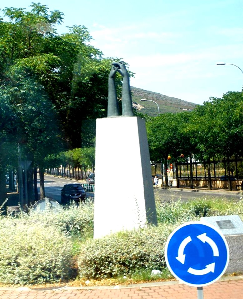 Puertollano - Rotonda escultórica 2