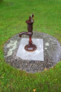 Pump on town common - Petersham, Massachusetts - DSC07276