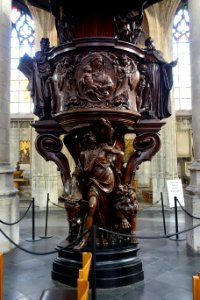 Pulpit - Église Notre-Dame du Sablon - Brussels, Belgium - DSC08071