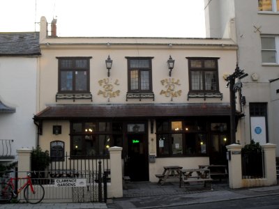 Pull and Pump pub, Clarence Gardens, Brighton (September 2010)