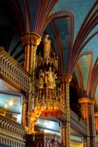 Pulpit - Notre-Dame de Montréal Basilica - Montreal, Canada - DSC08514