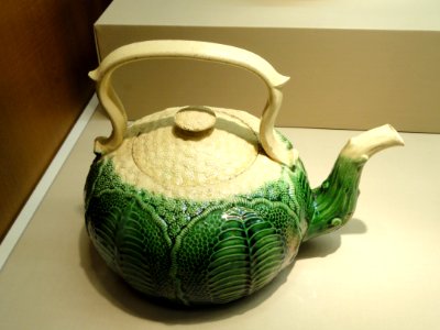Punch Pot, Staffordshire, c. 1765-1770 - Nelson-Atkins Museum of Art - DSC08797