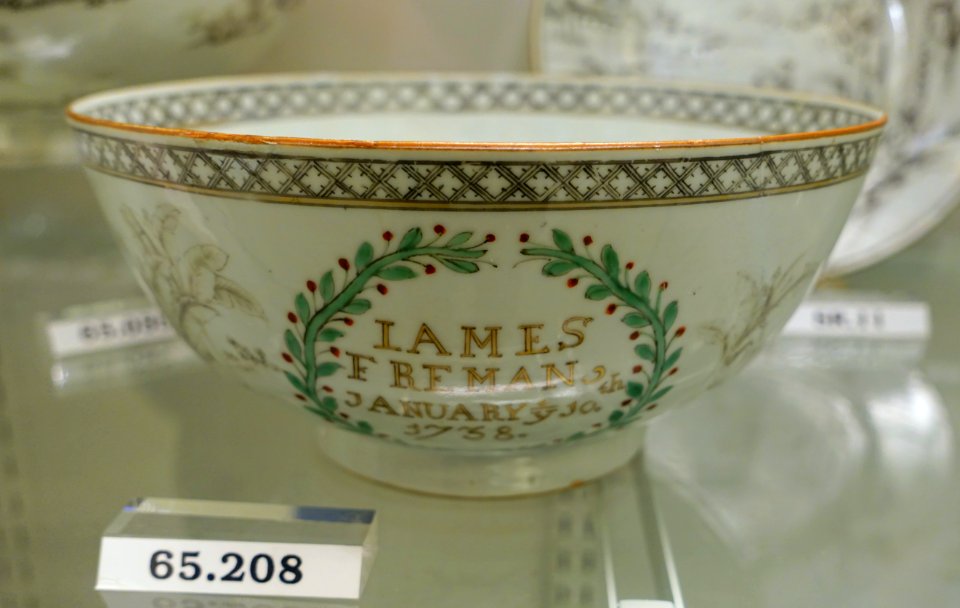 Punch bowl, China, date 1738, hard paste porcelain, overglaze enamels, gilt, HD 65.208, view 1 - Flynt Center of Early New England Life - Deerfield, Massachusetts - DSC04762