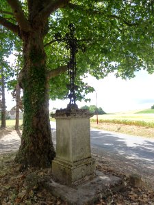 Prouvais (Aisne) croix de chemin