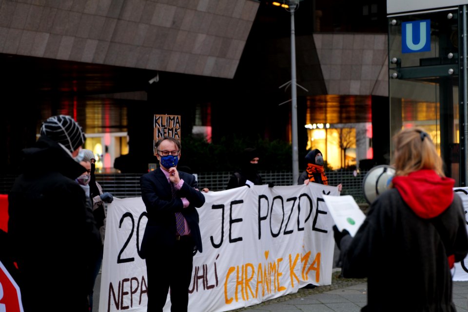 Protest on Czech Republic coal commission in front of embassy in Berlin 2020-11-30 53