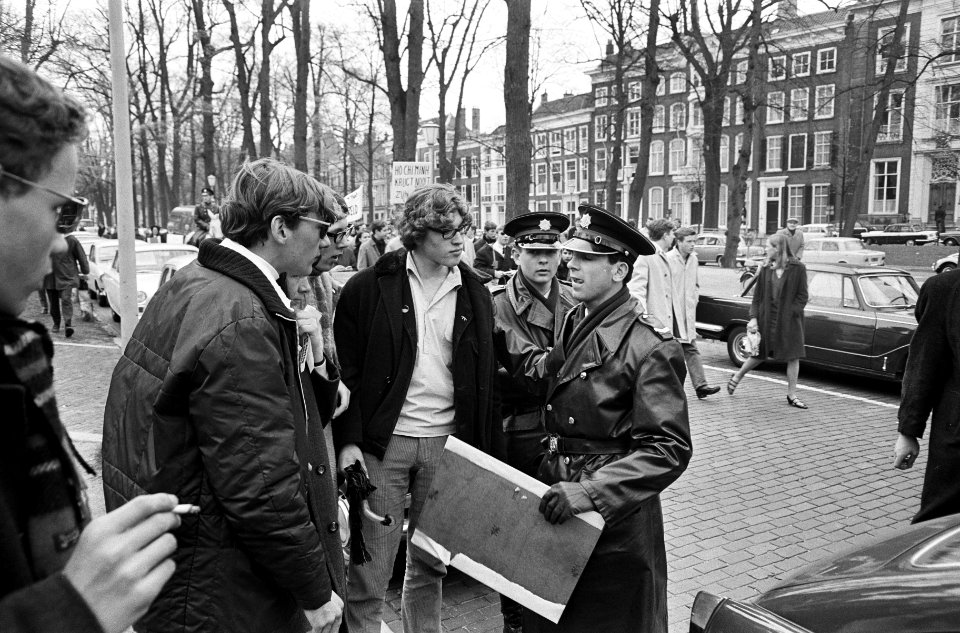 Pro-Vietnam demonstratie in Den Haag, Bestanddeelnr 920-2460