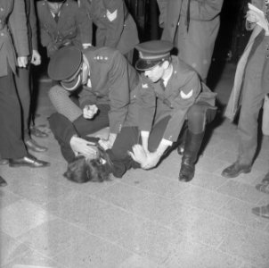 Provo-rel in Rotterdam, Bestanddeelnr 919-1504