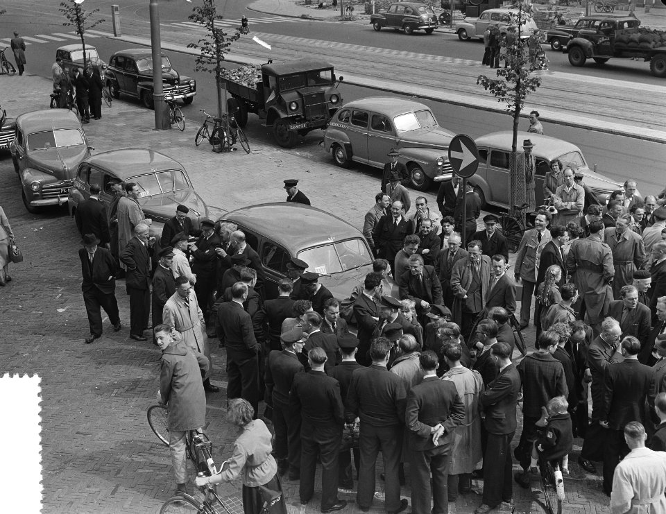 Protestactie 24 uurs staking taxichauffeurs Amsterdam, Bestanddeelnr 906-5111