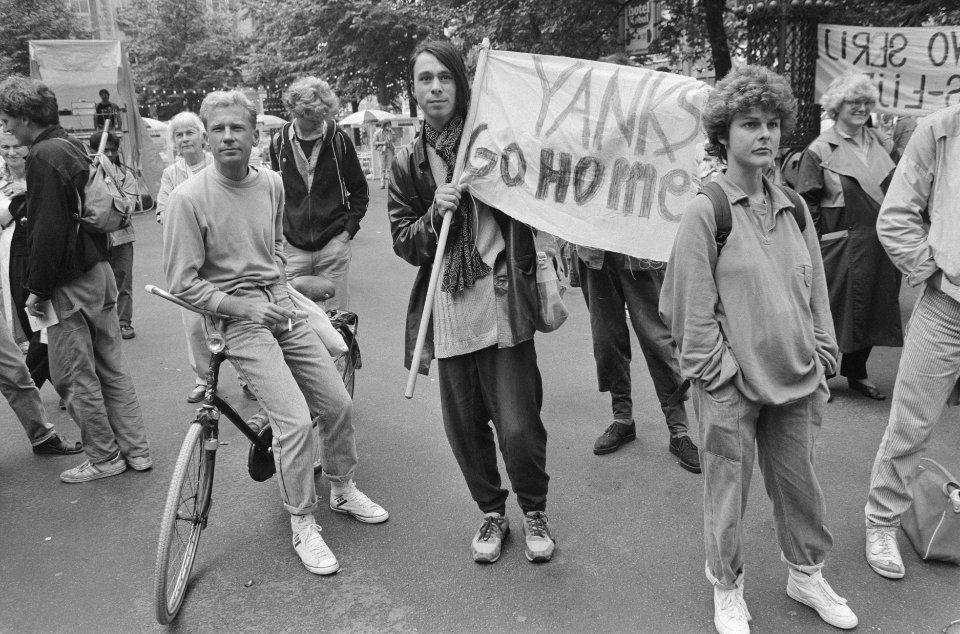 Protest tegen legeroefening Reforger in Amsterdam, Bestanddeelnr 934-0614