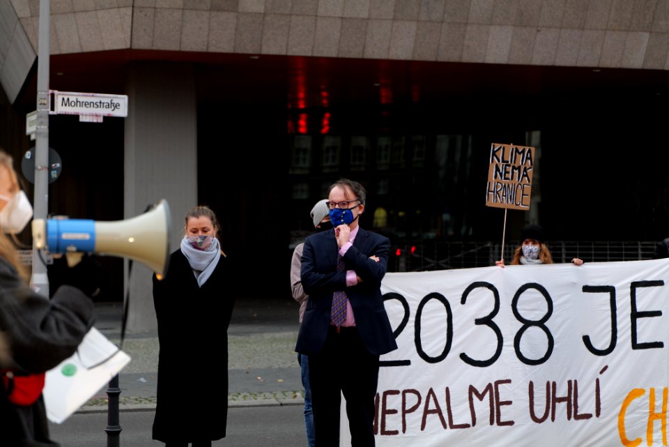 Protest on Czech Republic coal commission in front of embassy in Berlin 2020-11-30 52