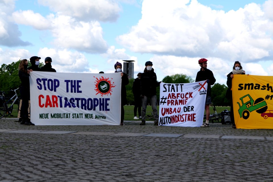 Protest at Autogipfel in Berlin 2020-05-05 12