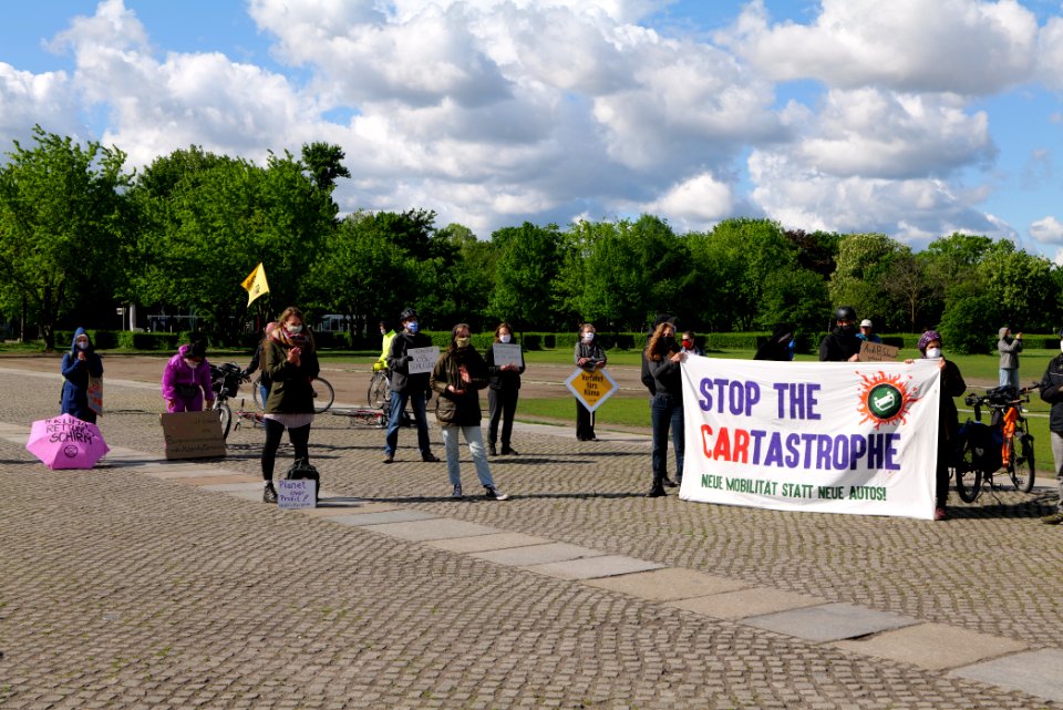 Protest at Autogipfel in Berlin 2020-05-05 35