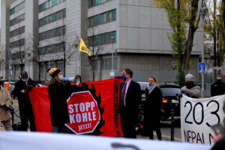 Protest on Czech Republic coal commission in front of embassy in Berlin 2020-11-30 44