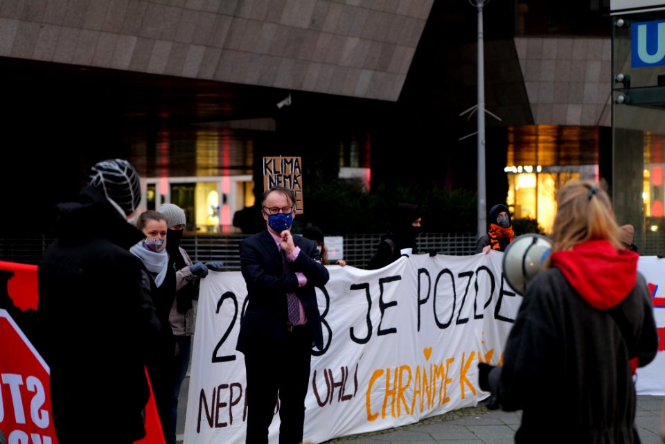 Protest on Czech Republic coal commission in front of embassy in Berlin 2020-11-30 54
