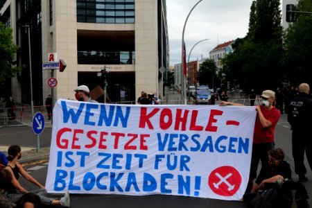 Protest at Willy-Brandt-Haus Berlin 2020-07-01 71