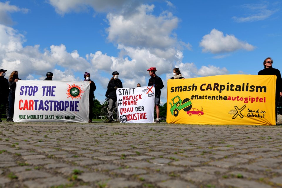 Protest at Autogipfel in Berlin 2020-05-05 29