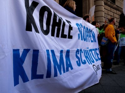 Protest at "Coal Commission" meeting 14