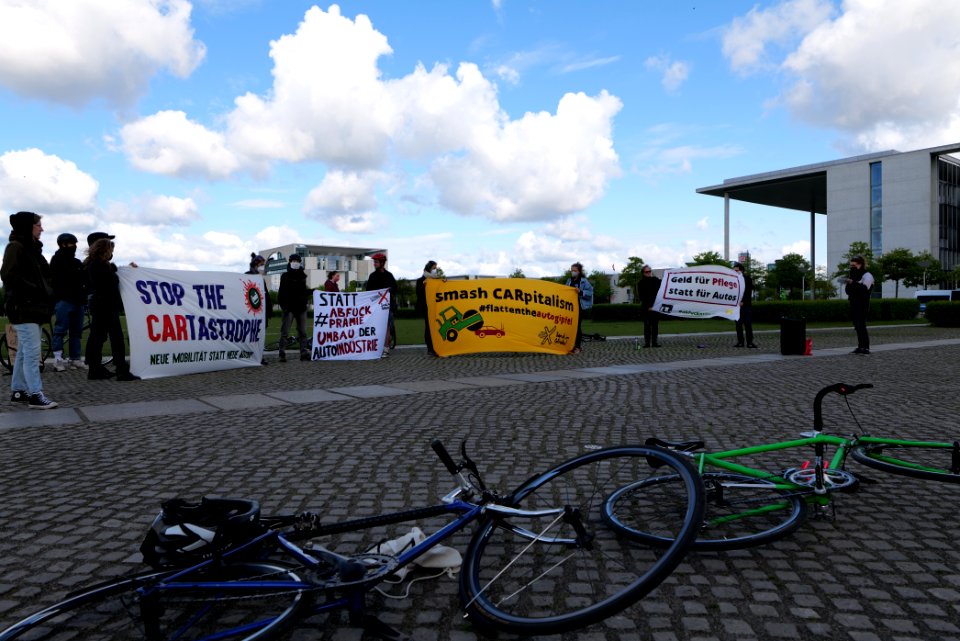 Protest at Autogipfel in Berlin 2020-05-05 13