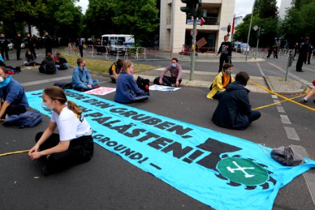 Protest at Willy-Brandt-Haus Berlin 2020-07-01 63