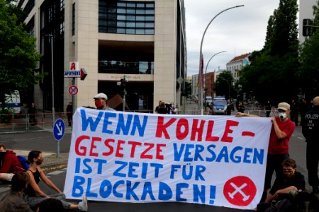 Protest at Willy-Brandt-Haus Berlin 2020-07-01 70