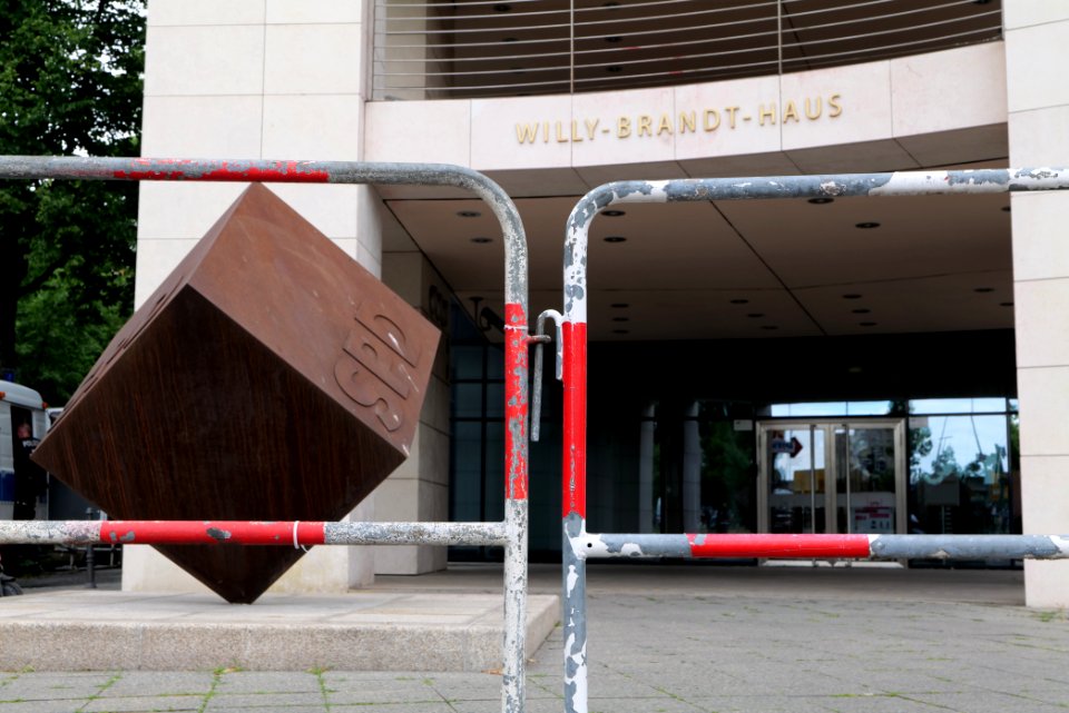Protest at Willy-Brandt-Haus Berlin 2020-07-01 37
