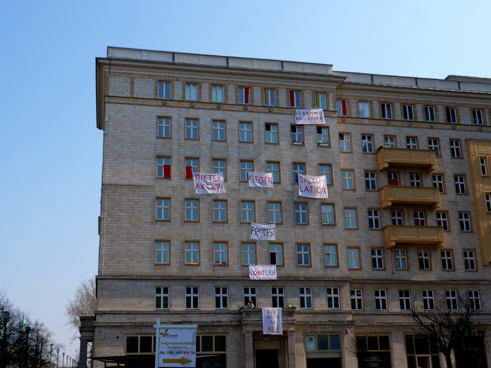 Protest banner at the Karl-Marx-Allee during Mietenwahnsinn demonstration 06-04-2019 11