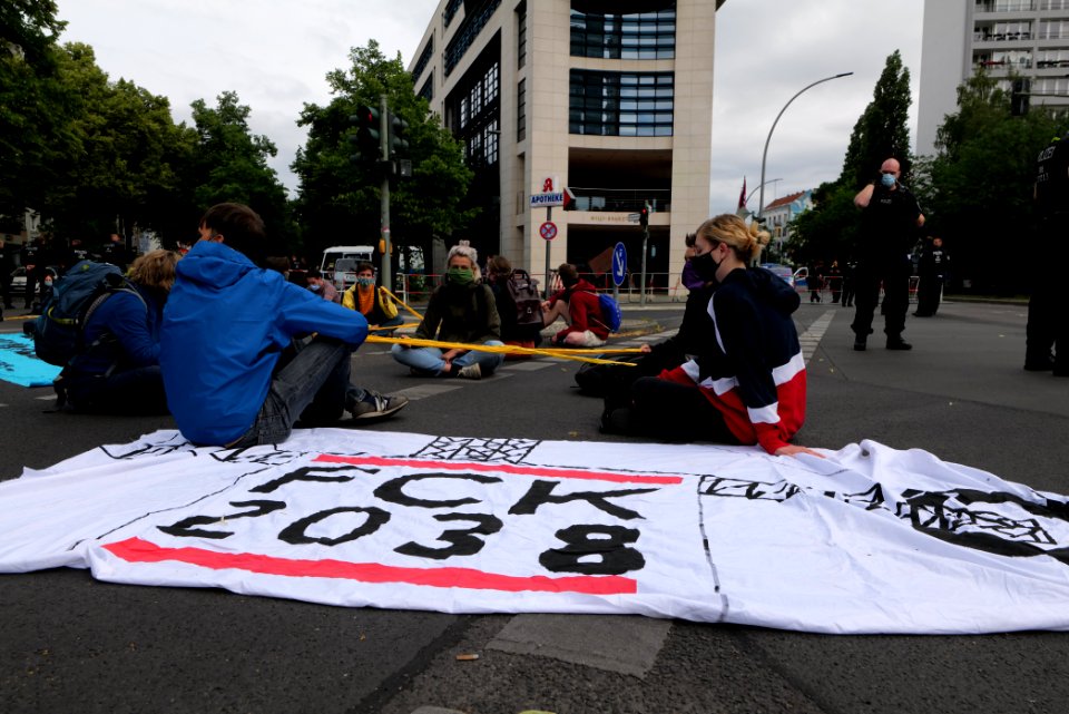 Protest at Willy-Brandt-Haus Berlin 2020-07-01 65